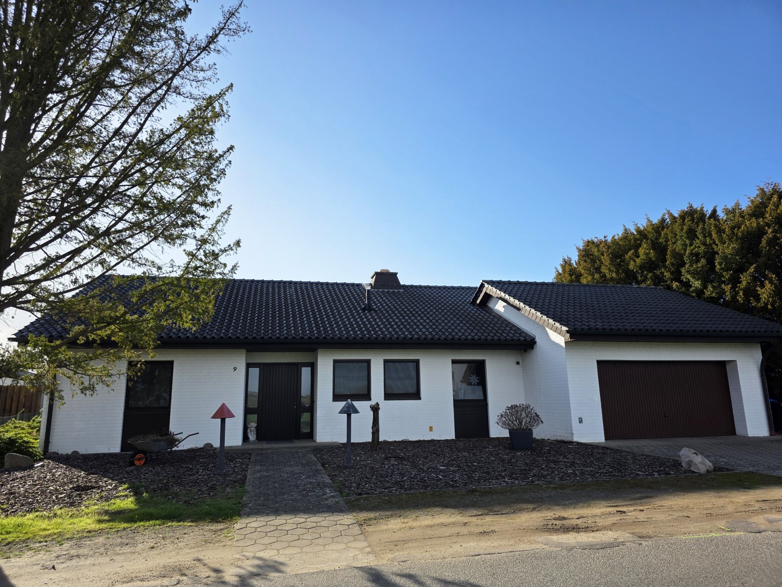 Komfortabler Bungalow auf großzügigem Grundstück im Herzen von Mennighüffen Komfortabler Bungalow auf großzügigem Grundstück im Herzen von Mennighüffen